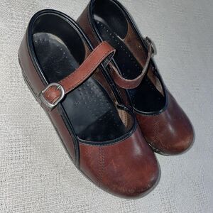 Dansko Women’s Work Mary Jane’s Size 38 U.S. 7 M Brown Leather Occupational